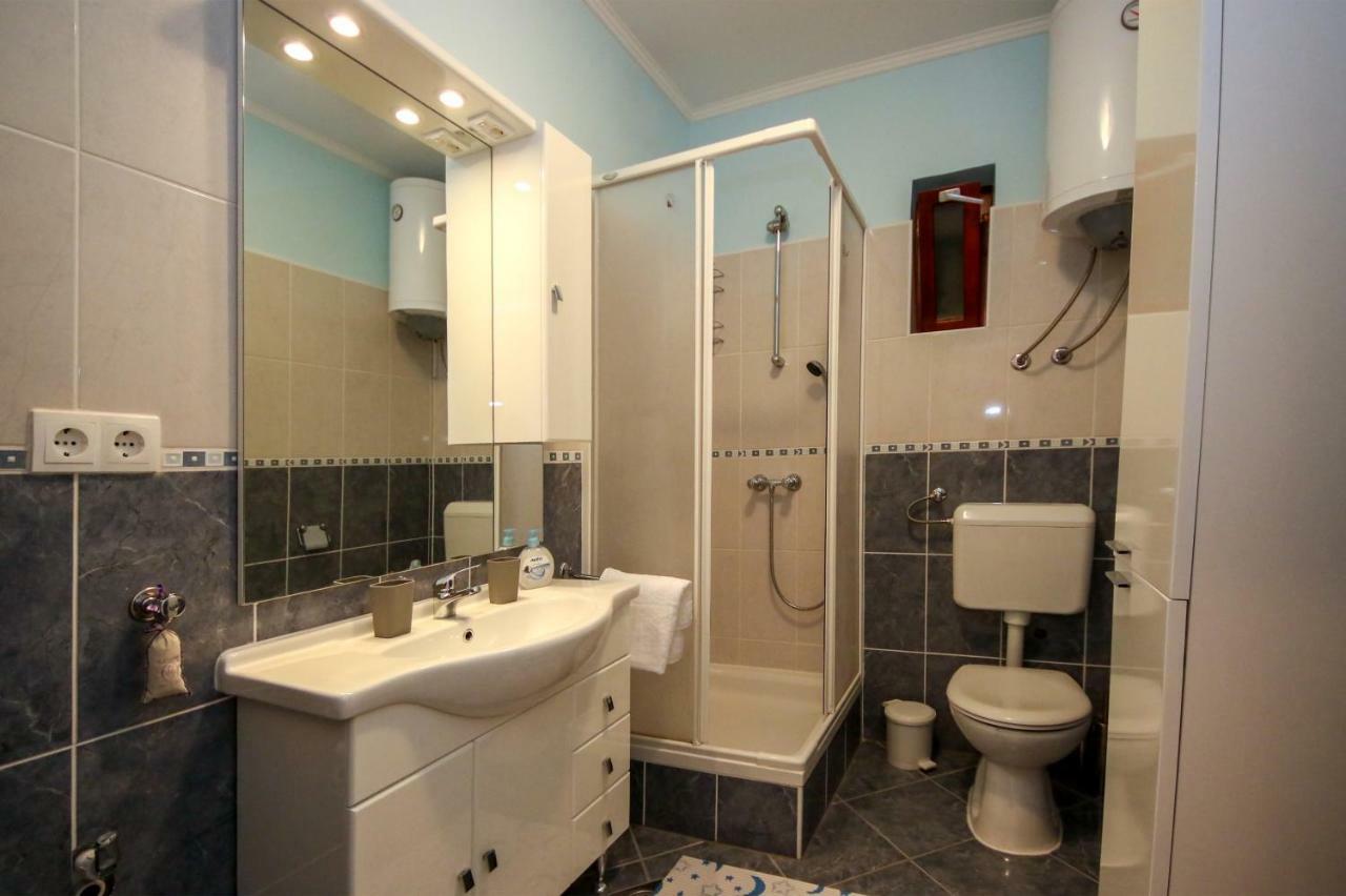 Apartment Nakic Vrpolje 外观 照片