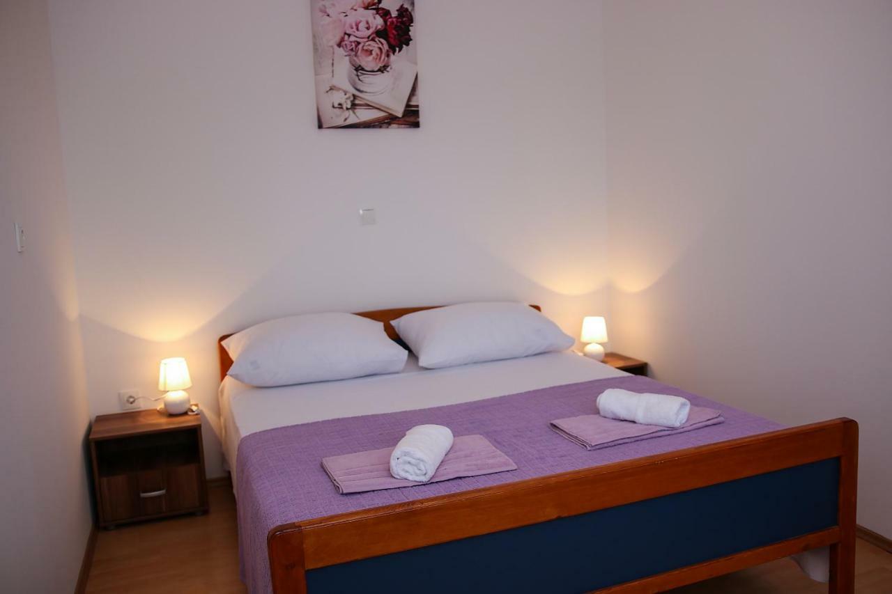 Apartment Nakic Vrpolje 外观 照片